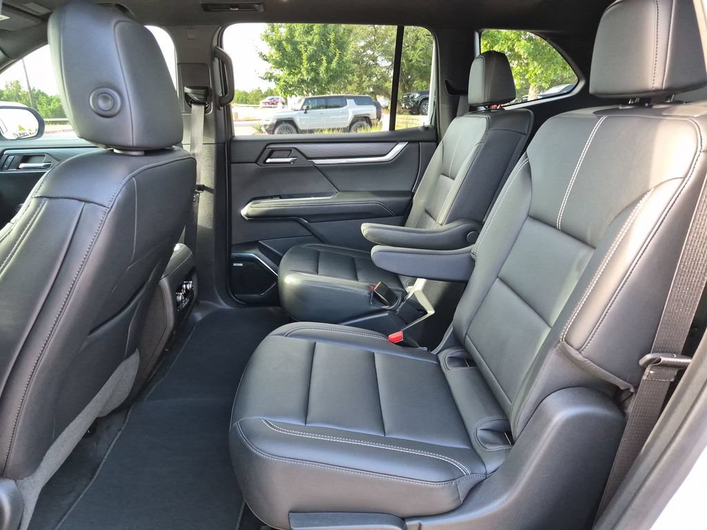 Certified 2024 GMC Acadia Elevation w/ Black Edition FWD image 35