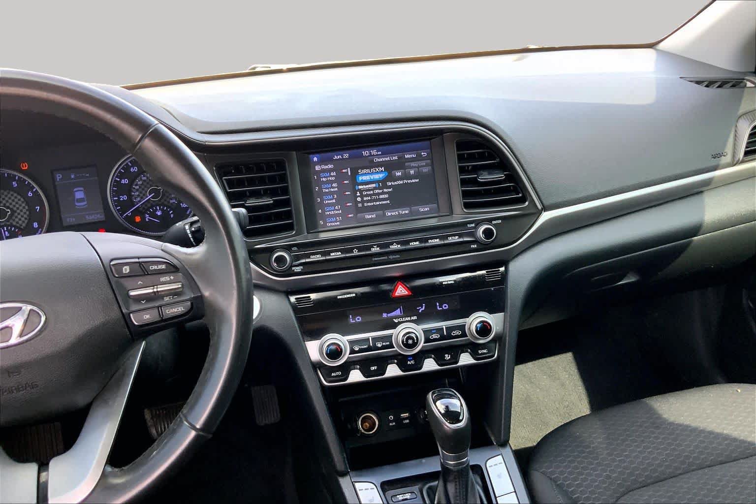 Used 2020 Hyundai Elantra Value Edition w/ Cargo Package (C1) FWD image 7