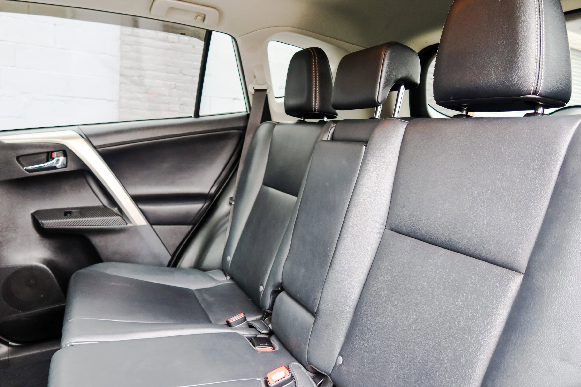 Used 2013 Toyota RAV4 Limited image 21