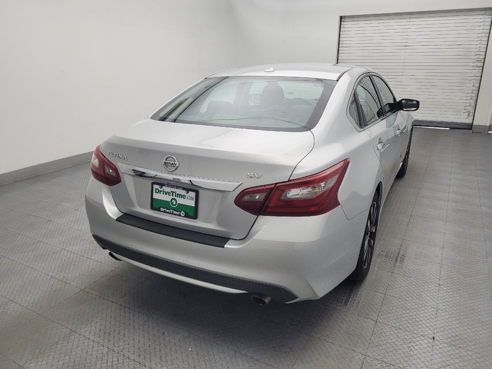 Used 2018 Nissan Altima 2.5 SV FWD image 7