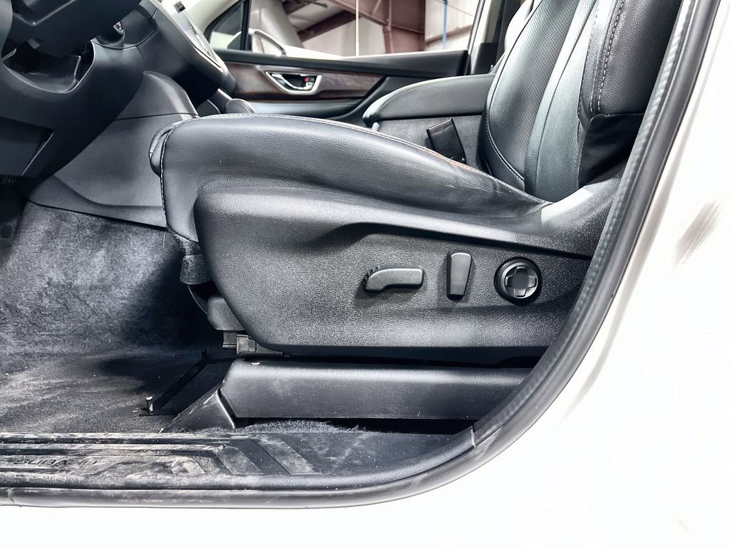 Used 2023 Subaru Ascent Touring AWD/4WD image 13