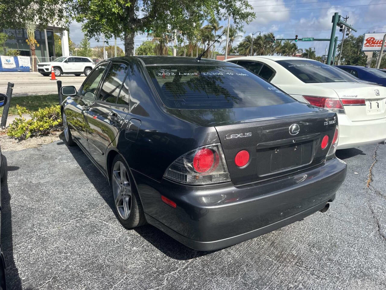 Used 2002 Lexus IS 300 RWD image 5