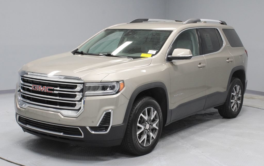 Used 2023 GMC Acadia SLE w/ Driver Convenience Package FWD image 7