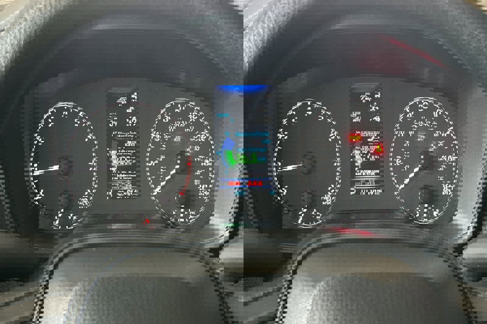 Used 2025 Toyota Corolla LE image 25