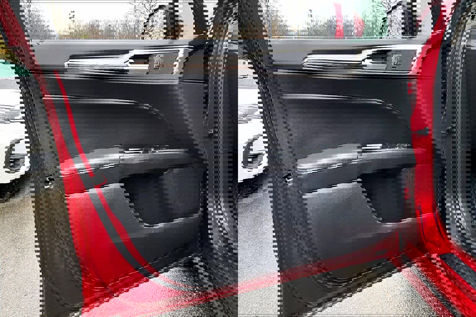 Used 2016 Ford Fusion SE w/ Equipment Group 202A image 21