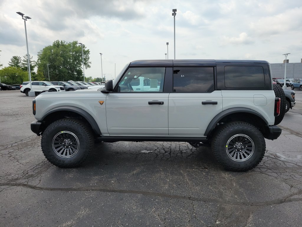 New 2026 Ford Bronco Badlands AWD/4WD image 7