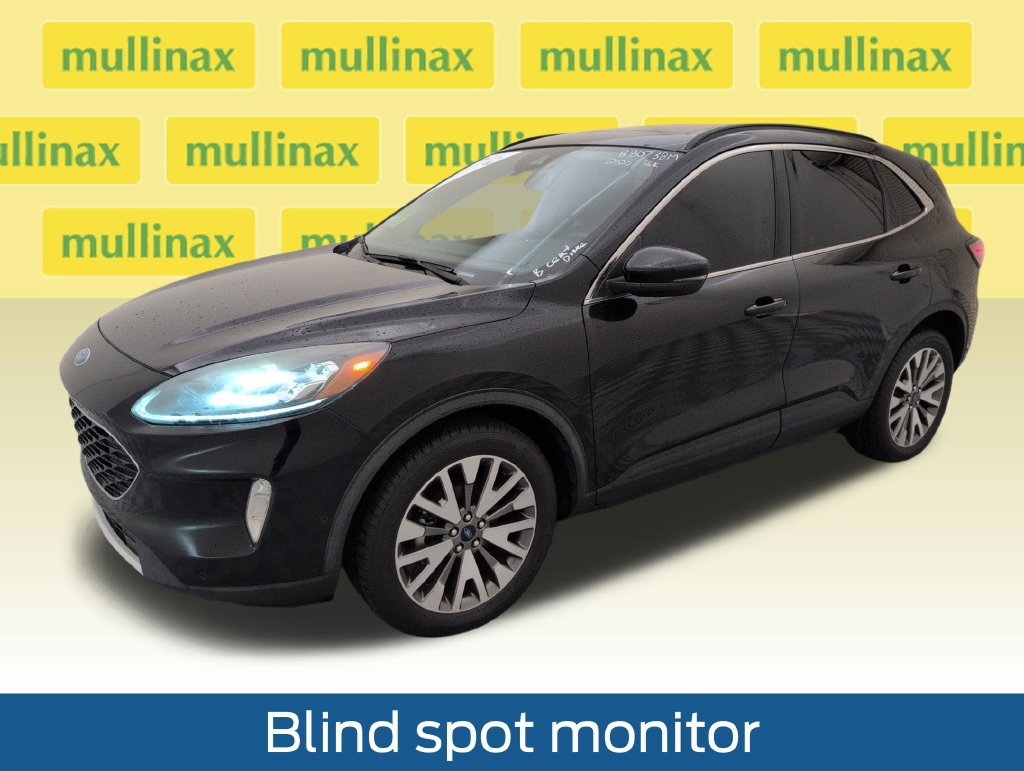 Certified 2020 Ford Escape Titanium AWD/4WD image 14