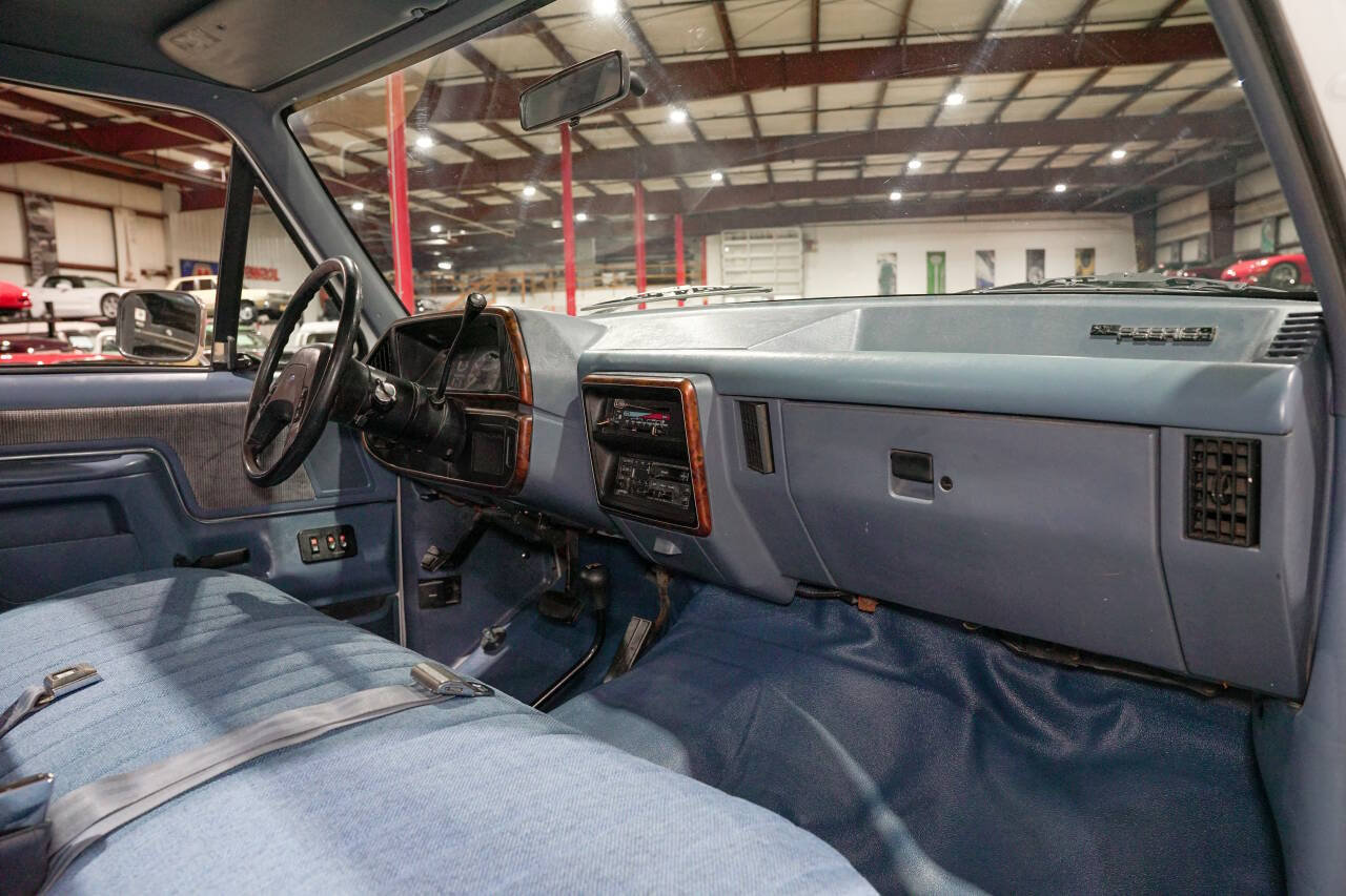 Used 1989 Ford F250 4x4 Regular Cab image 38