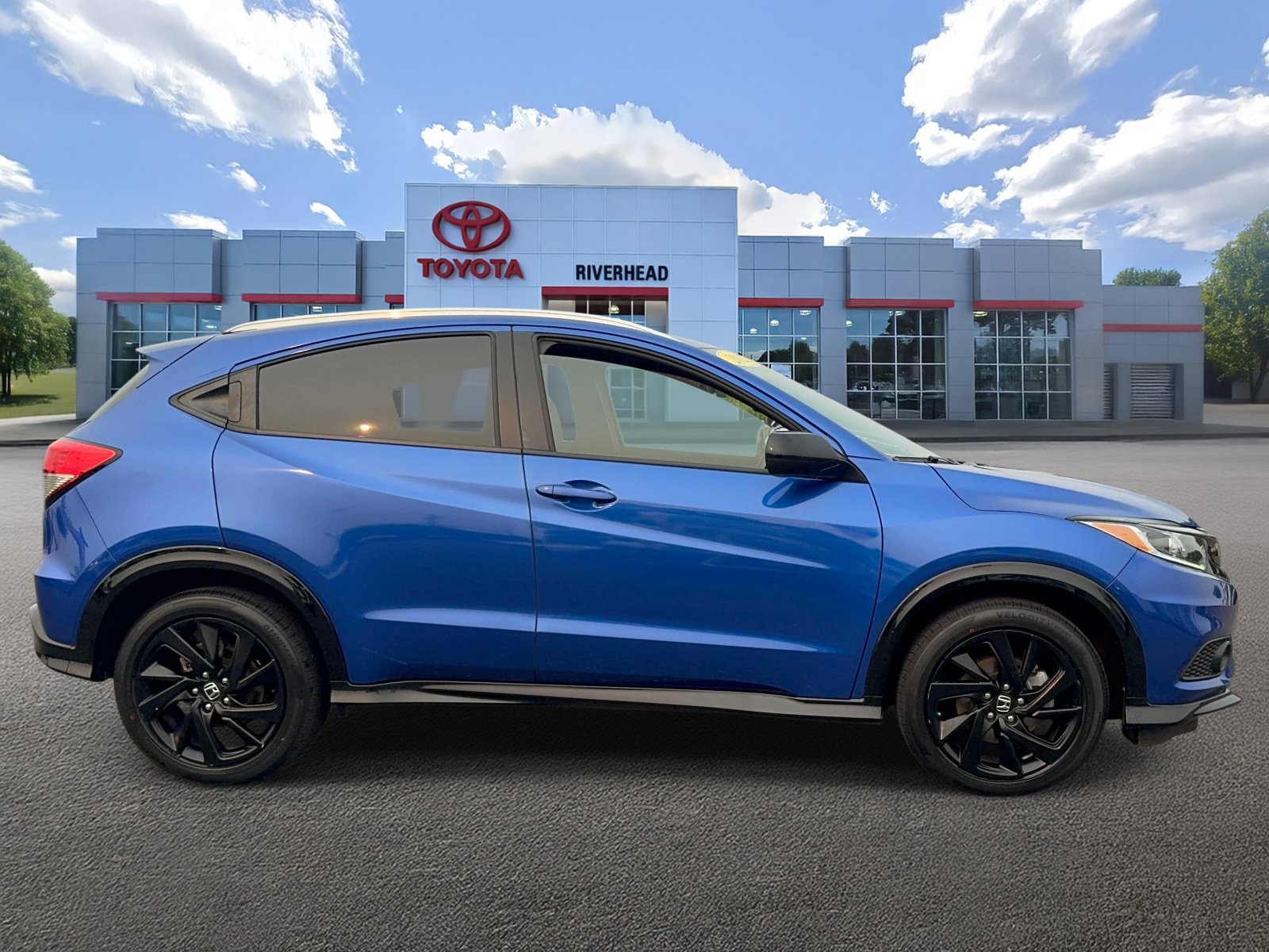 Used 2022 Honda HR-V Sport image 4