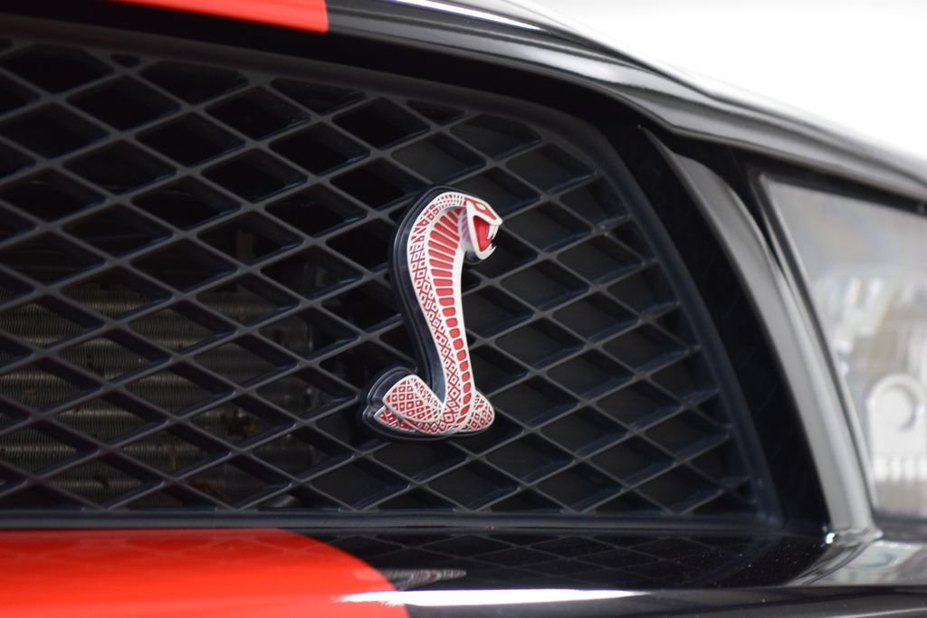 Used 2009 Ford Mustang Shelby GT500 RWD image 16