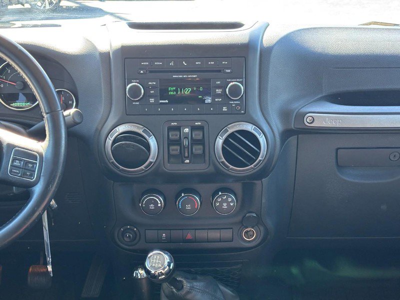 Used 2018 Jeep Wrangler Unlimited Sport AWD/4WD image 13