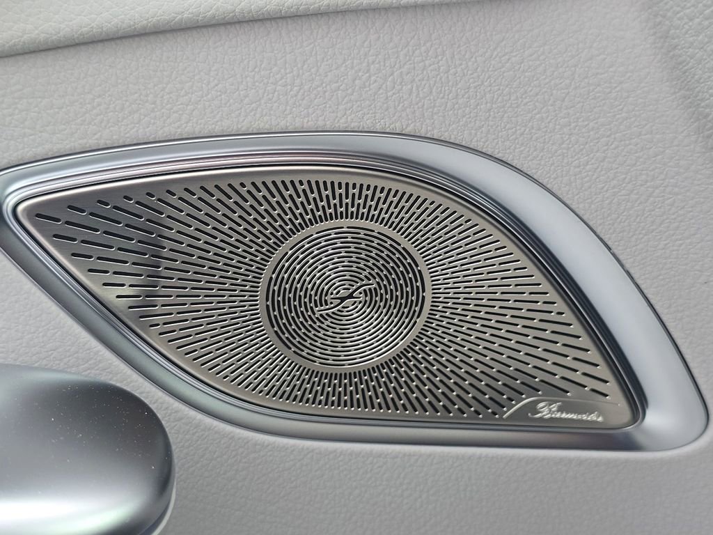 New 2026 Mercedes-Benz EQE 320 4MATIC SUV image 27