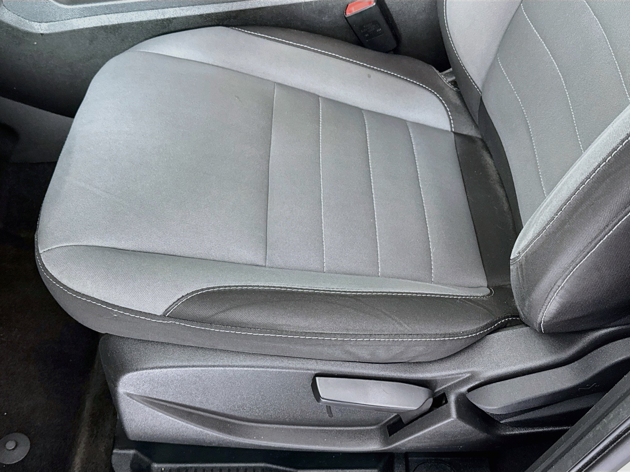 Used 2017 Ford Escape S FWD image 18