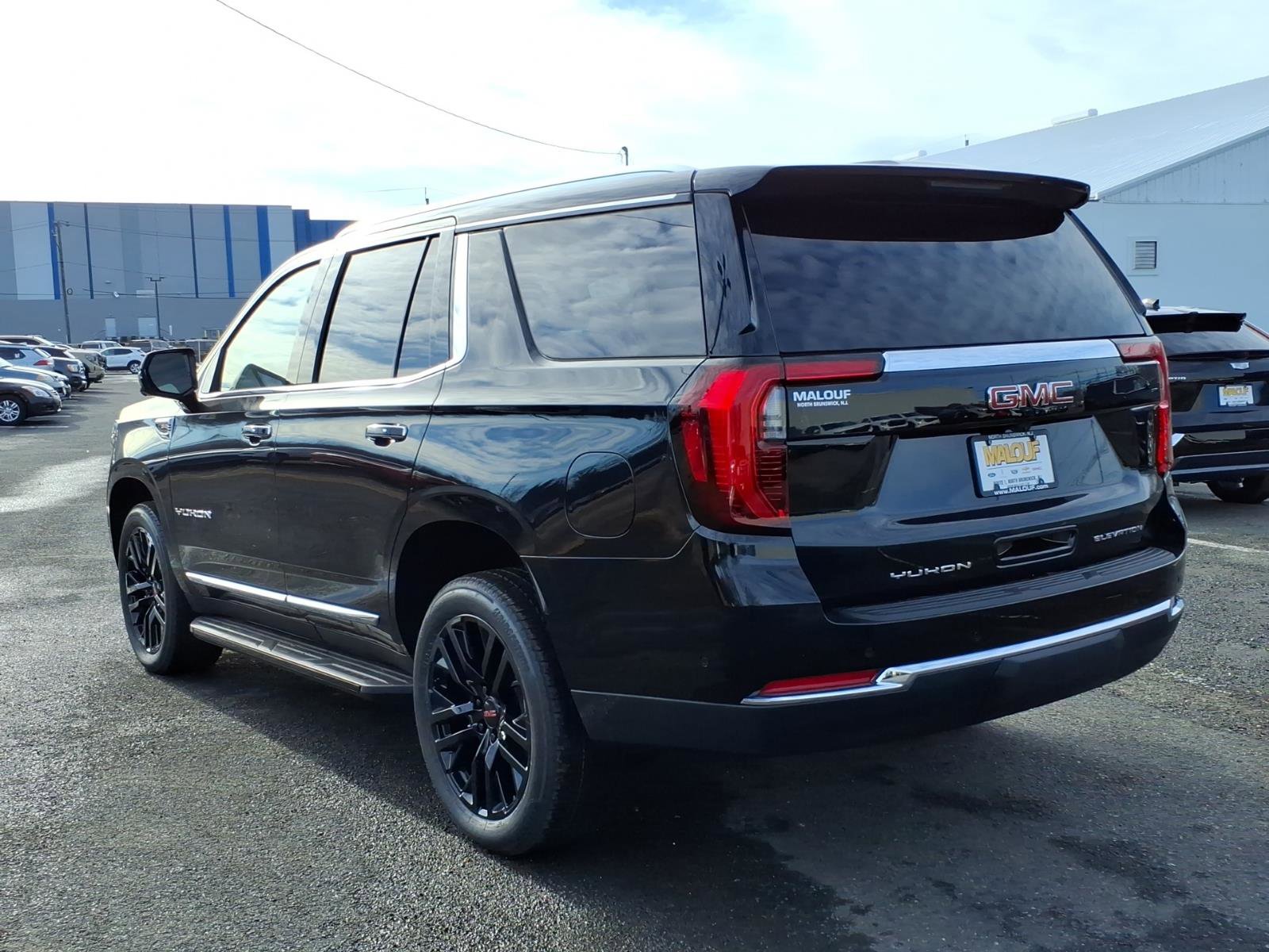 New 2026 GMC Yukon Elevation image 4