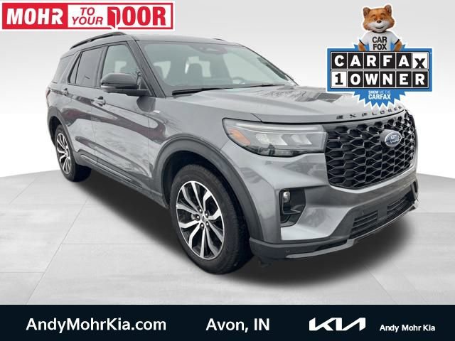 Used 2025 Ford Explorer ST-Line image 1