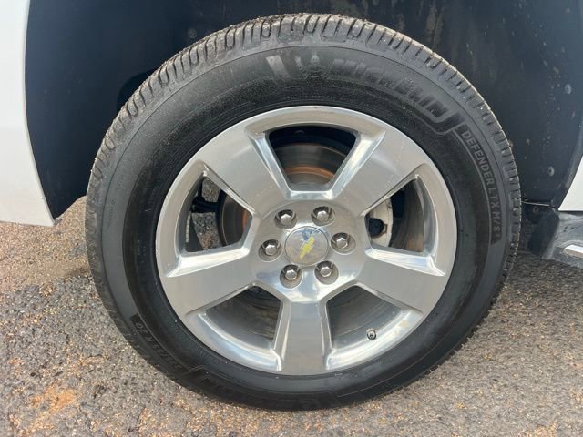 Used 2018 Chevrolet Tahoe Premier RWD image 11