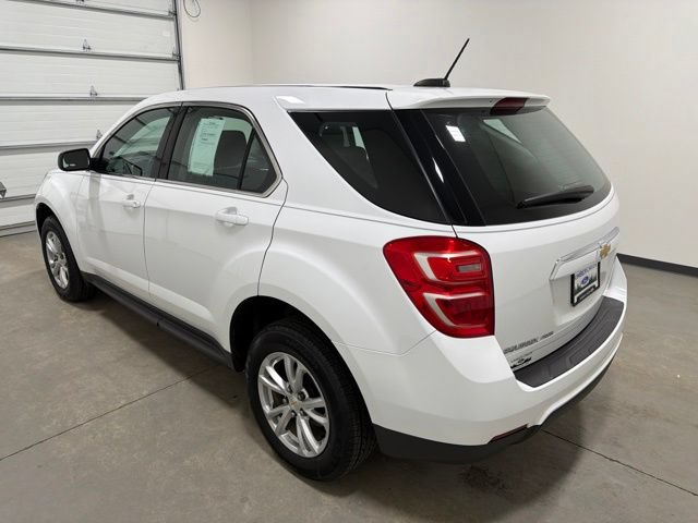 Used 2017 Chevrolet Equinox LS AWD/4WD image 6