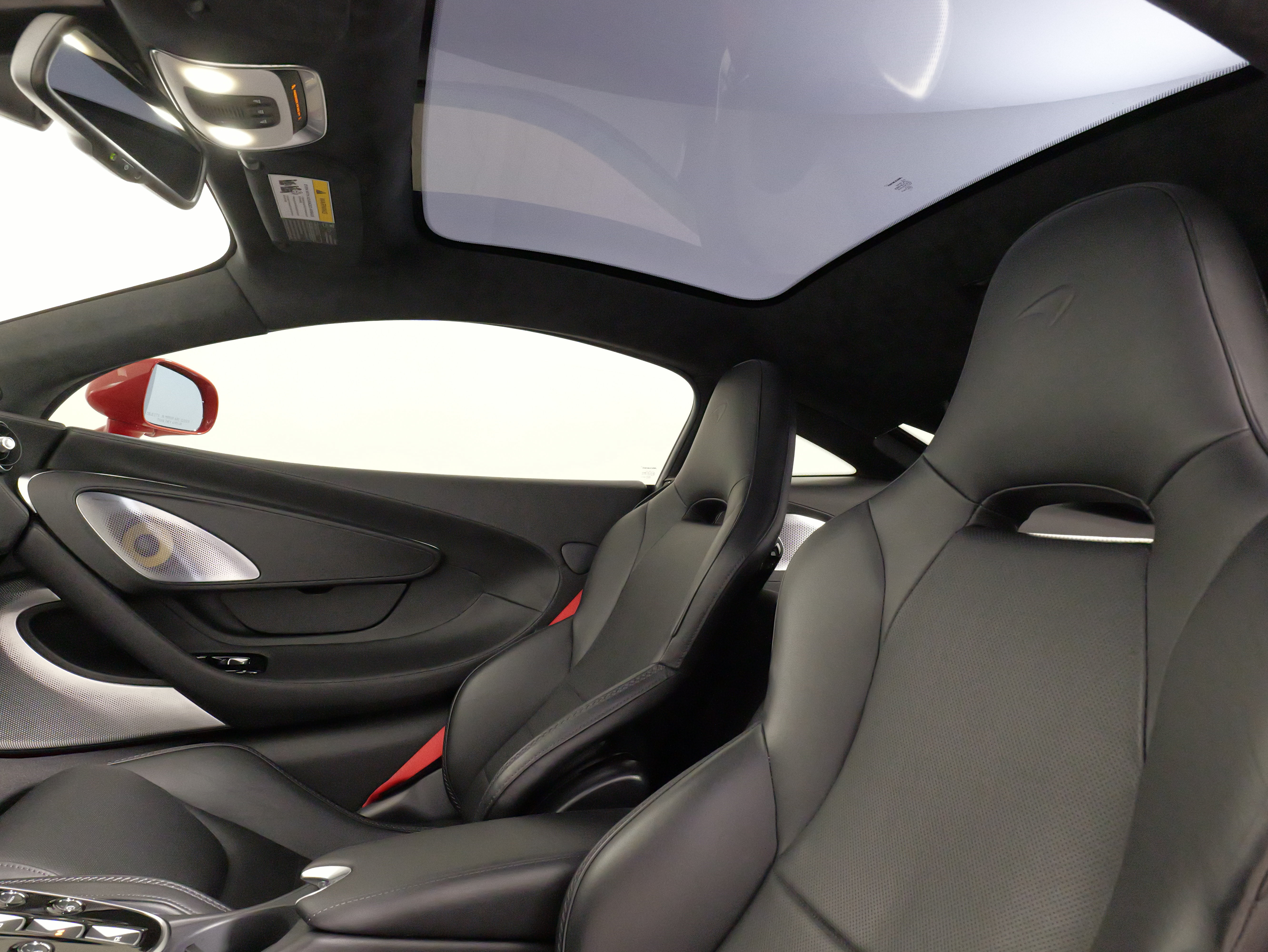 Used 2022 McLaren GT RWD image 42