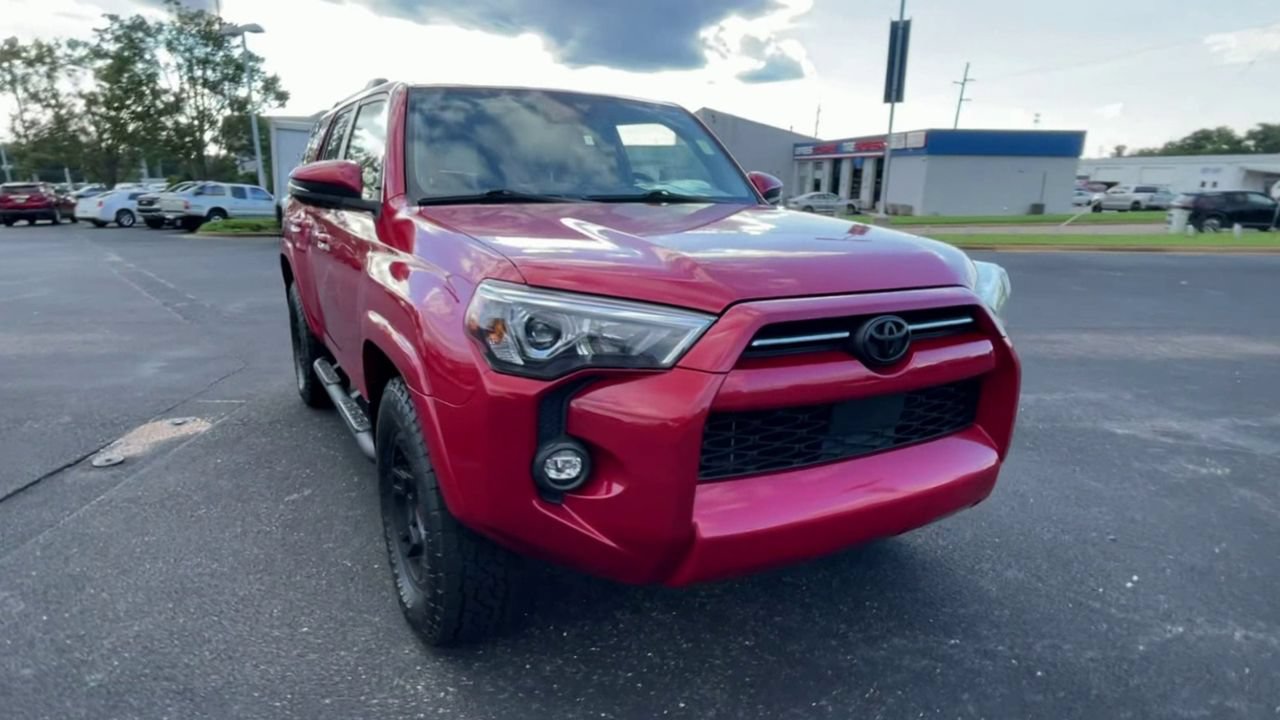 Used 2023 Toyota 4Runner SR5 Premium w/ Moonroof Package RWD image 3