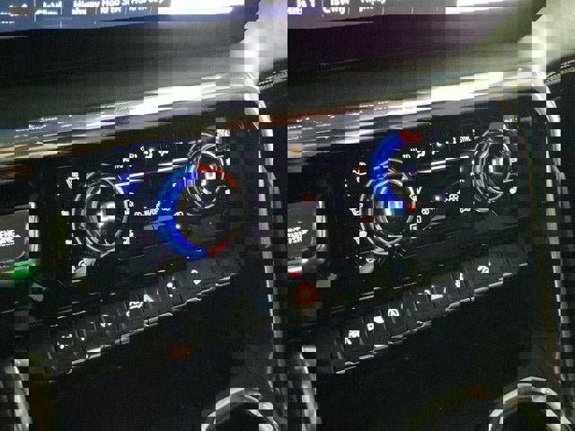 Used 2025 GMC Sierra 1500 Denali Ultimate image 27