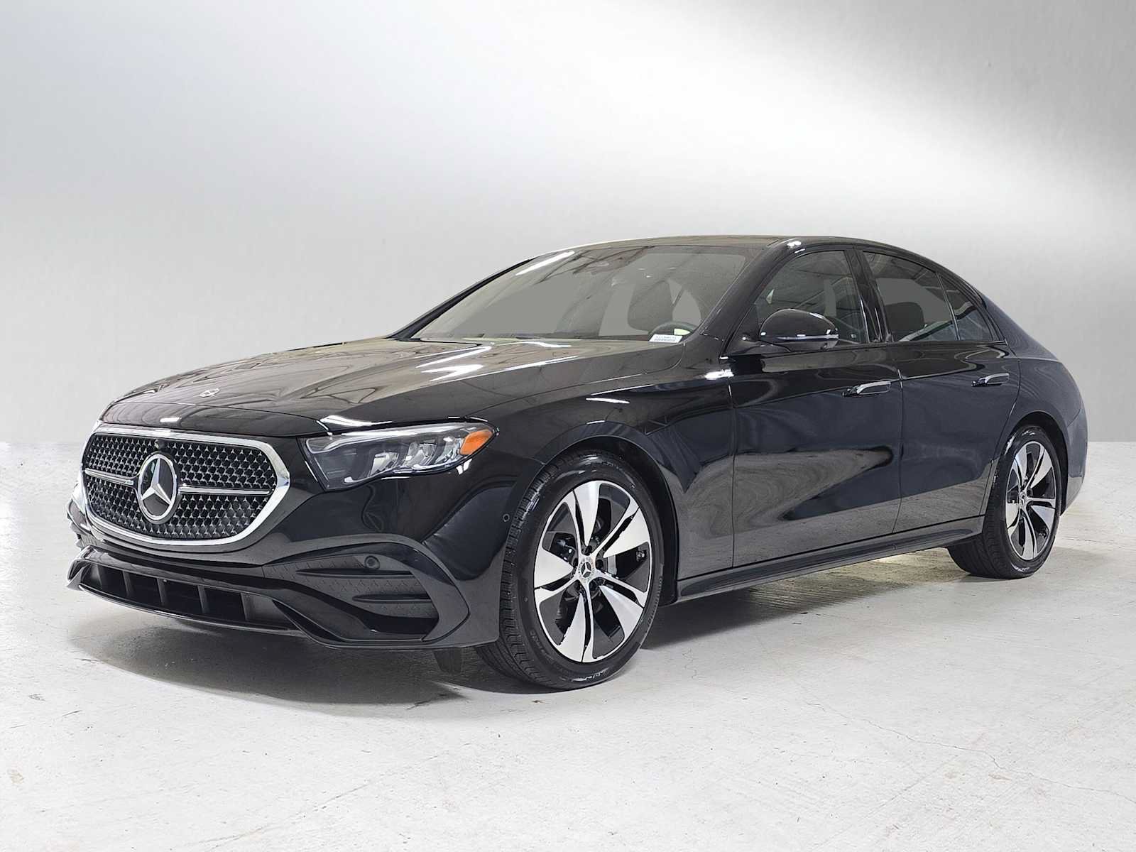 Certified 2026 Mercedes-Benz E 350 4MATIC Sedan image 7