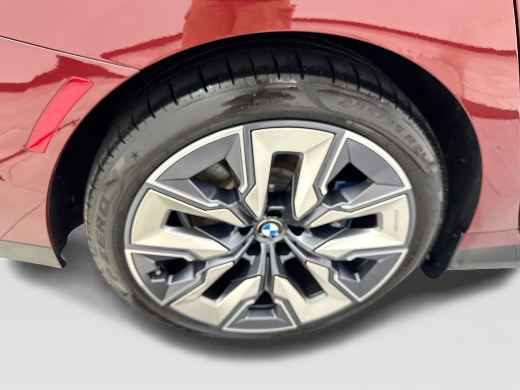 Used 2023 BMW i7 xDrive60 AWD/4WD image 79