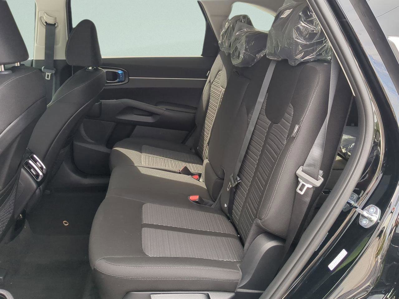 New 2026 Kia Sorento LX image 11