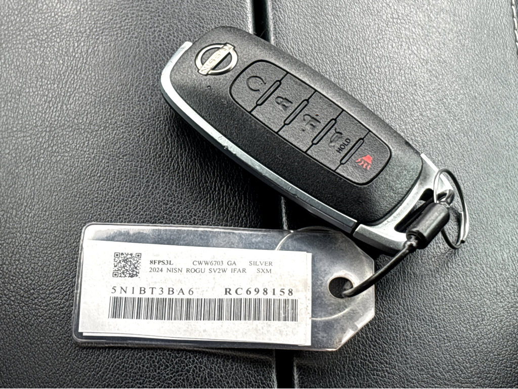 Used 2024 Nissan Rogue SV FWD image 22