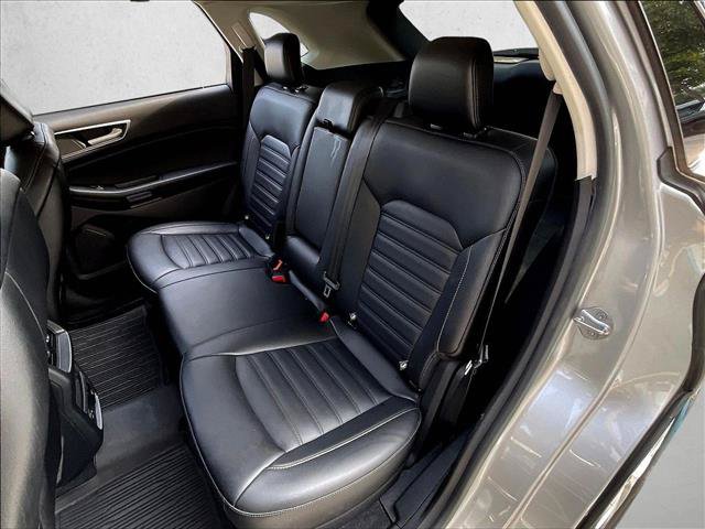 Used 2021 Ford Edge SEL w/ Convenience Package AWD/4WD image 25