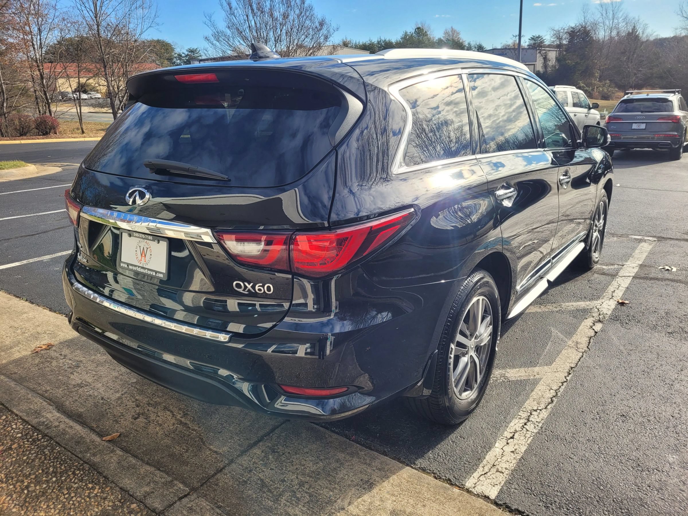 Used 2020 INFINITI QX60 Luxe AWD/4WD image 7