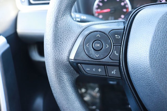 Used 2021 Toyota RAV4 LE image 24
