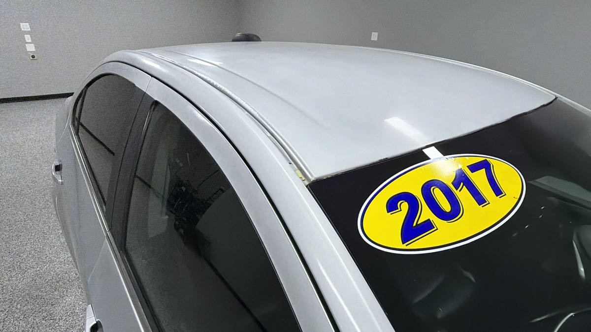 Used 2017 Chevrolet Sonic Premier FWD image 31
