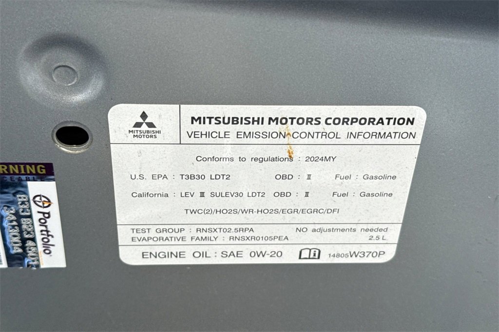 Used 2024 Mitsubishi Outlander FWD image 39