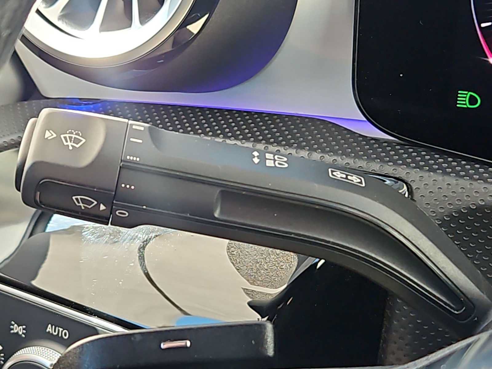 Used 2025 Mercedes-Benz CLA 250 image 23
