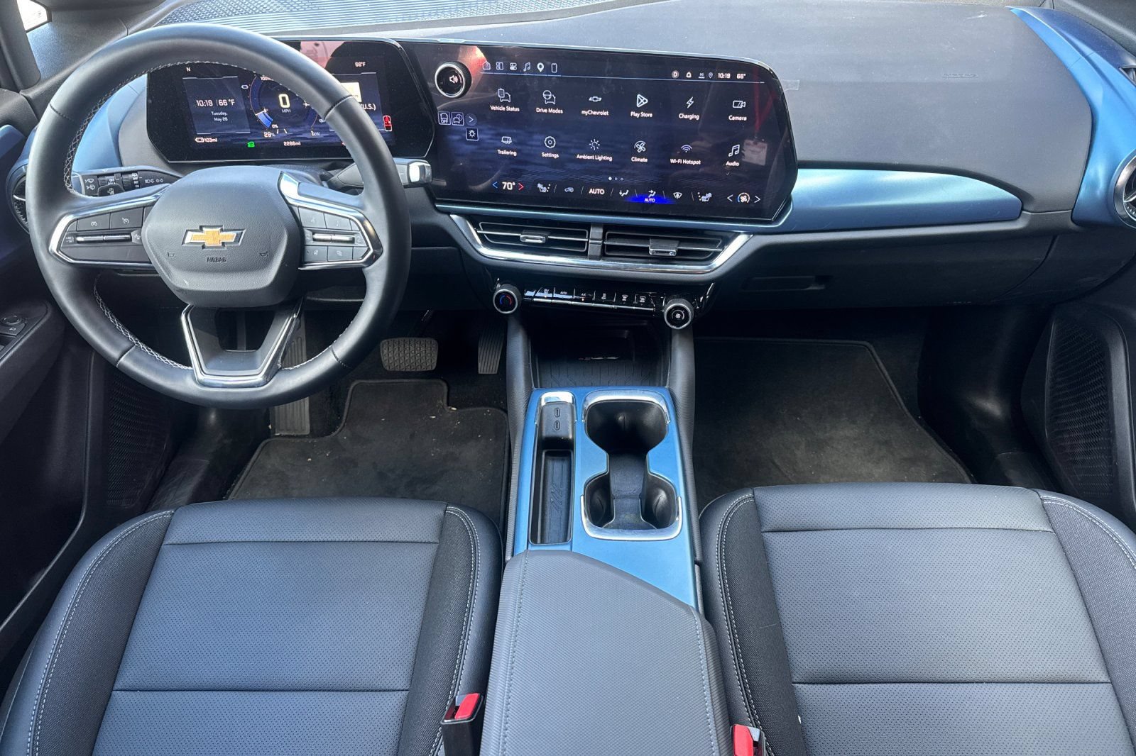 Used 2026 Chevrolet Equinox EV LT FWD image 16