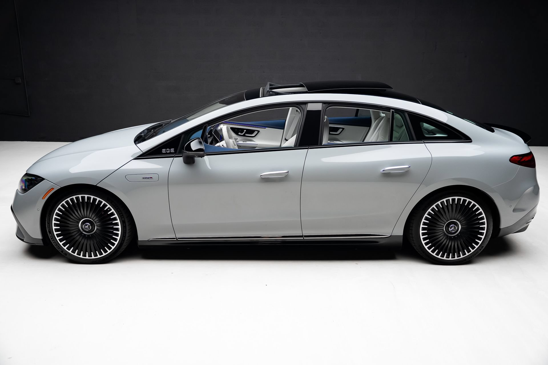Used 2023 Mercedes-Benz EQE AMG 4MATIC Sedan image 18
