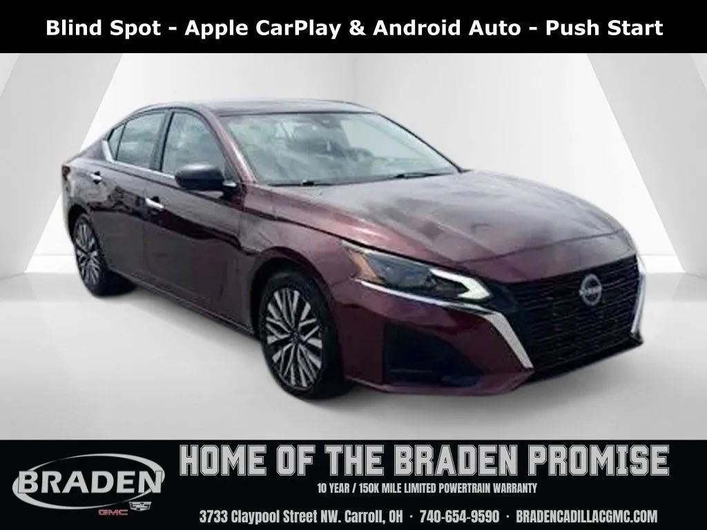 Used 2024 Nissan Altima 2.5 SV FWD image 1