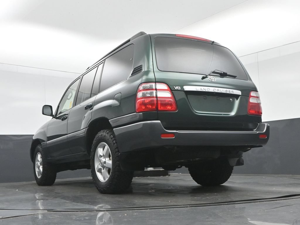 Used 2004 Toyota Land Cruiser AWD/4WD image 52