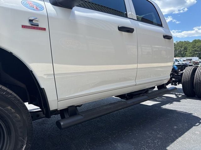 New 2026 RAM 3500 Tradesman AWD/4WD image 7