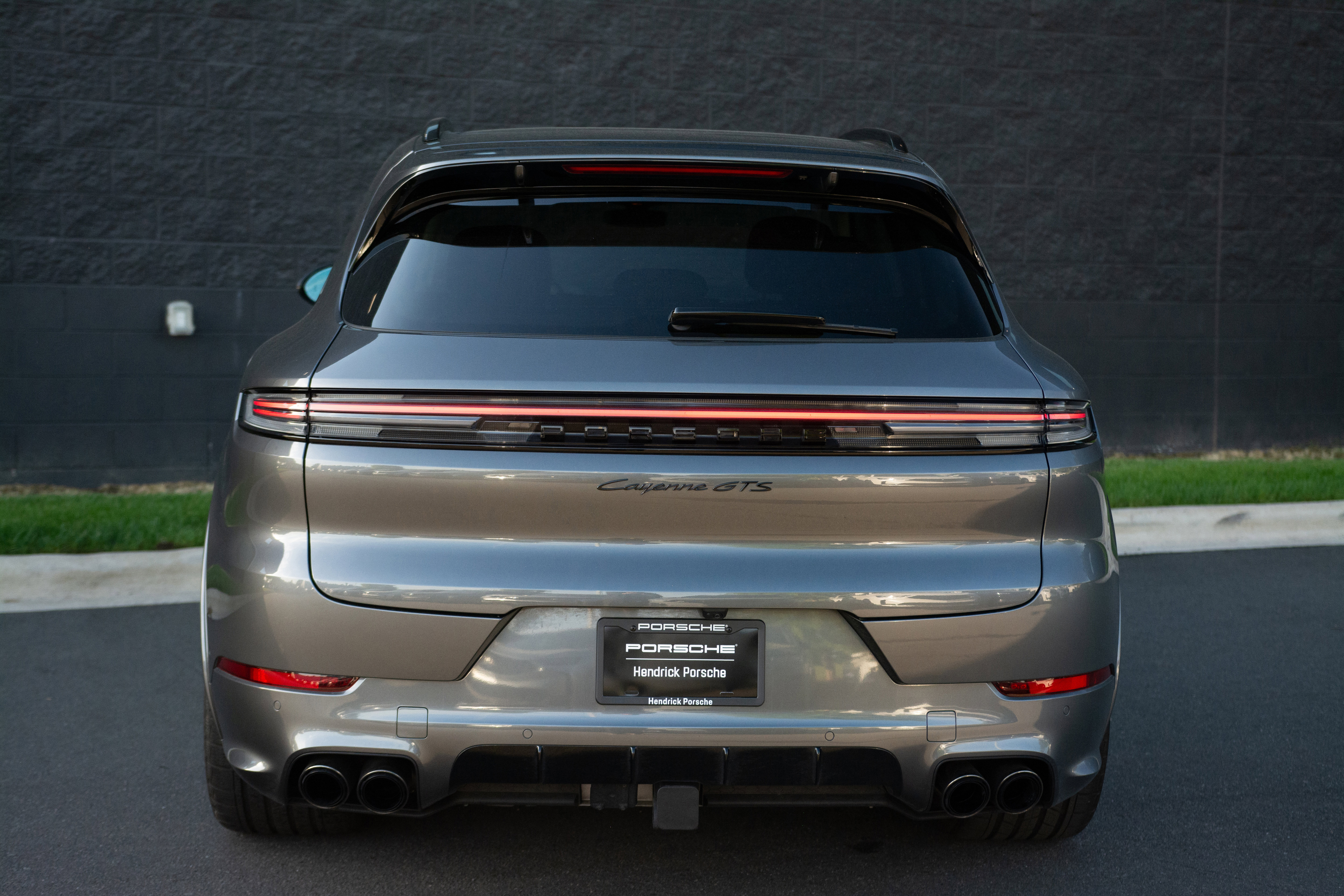 Certified 2025 Porsche Cayenne GTS image 6