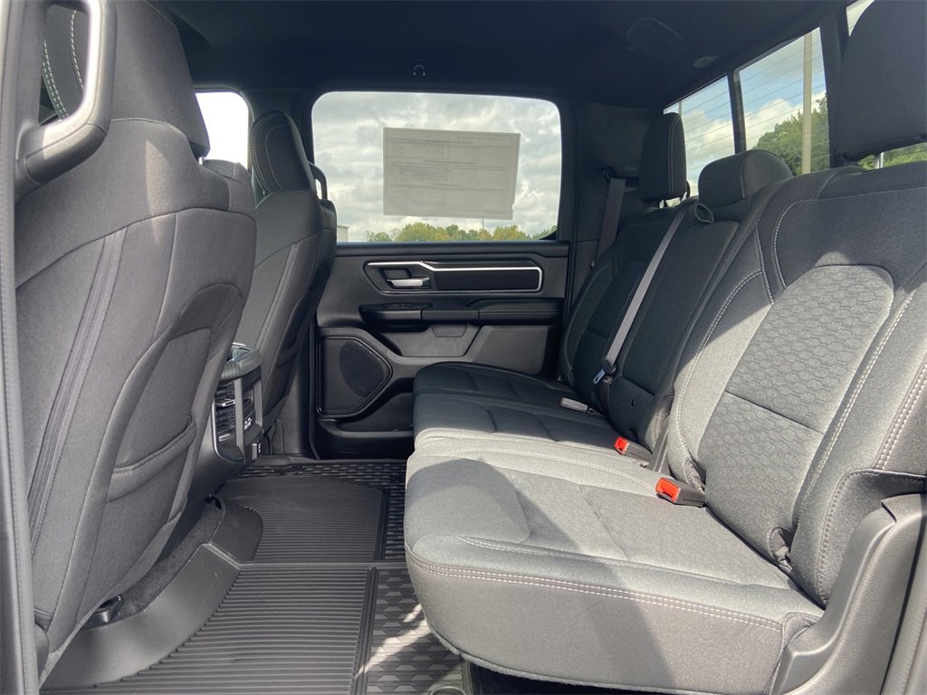 New 2026 RAM 1500 4x4 Crew Cab image 12