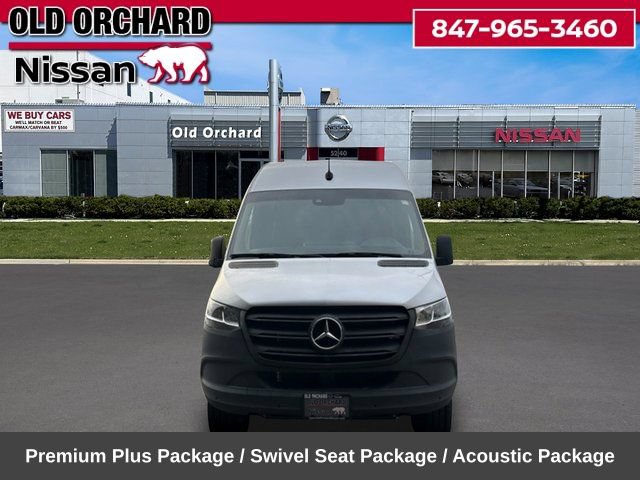 Used 2023 Mercedes-Benz Sprinter 2500 image 2