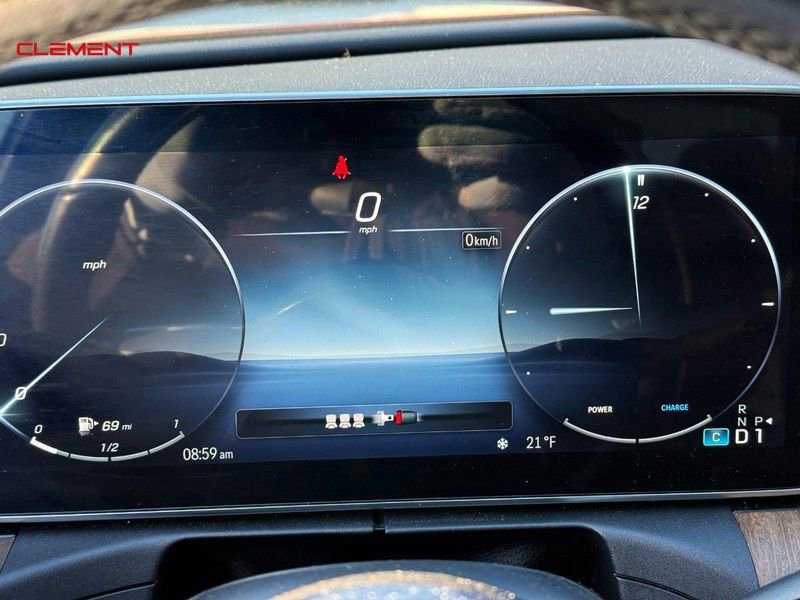 Used 2023 Mercedes-Benz C 300 Sedan image 26