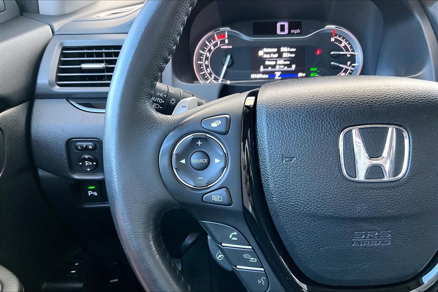 Certified 2017 Honda Pilot Elite image 24