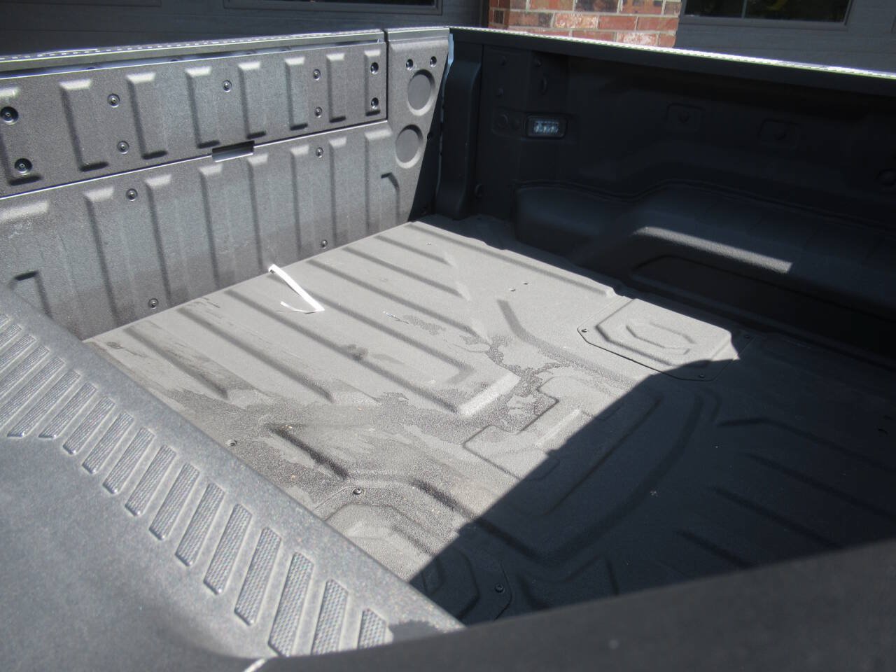 Used 2025 GMC Hummer EV 2X AWD/4WD image 19