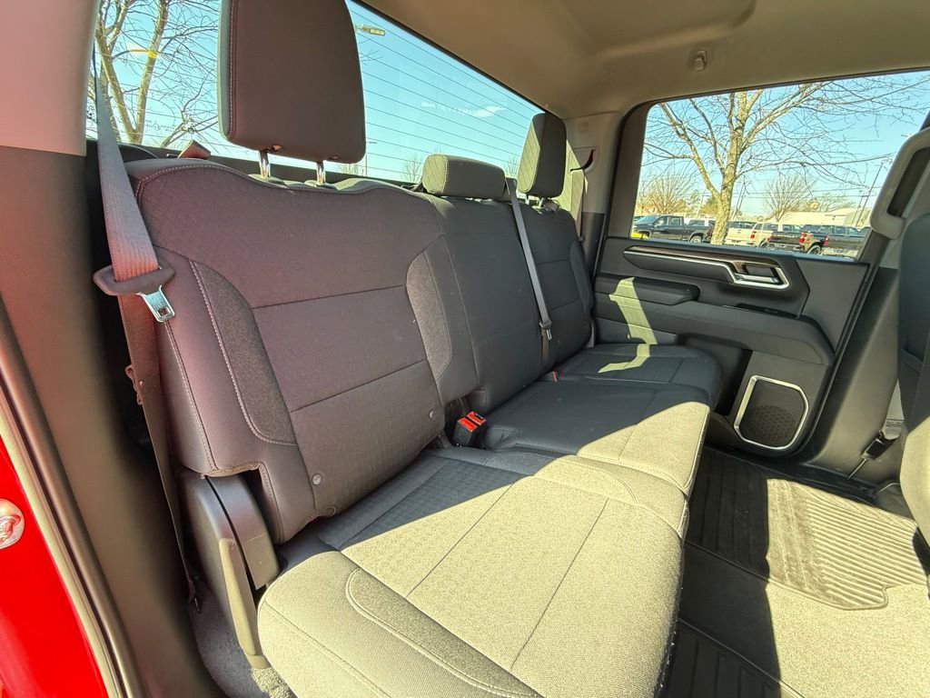 Used 2025 Chevrolet Silverado 2500 LT w/ Convenience Package AWD/4WD image 27