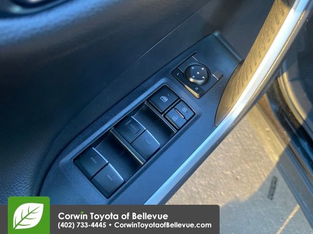 Used 2024 Toyota RAV4 Adventure image 11