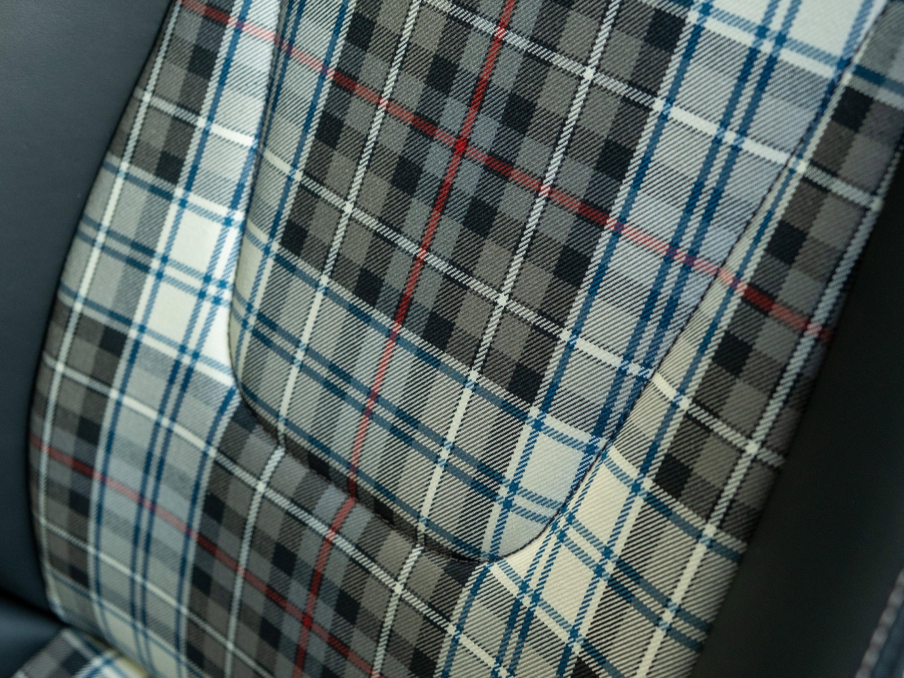 Certified 2025 Porsche 911 Turbo image 27