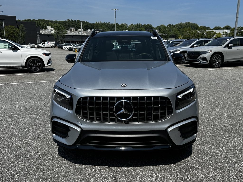 Used 2026 Mercedes-Benz GLB 35 AMG 4MATIC image 3
