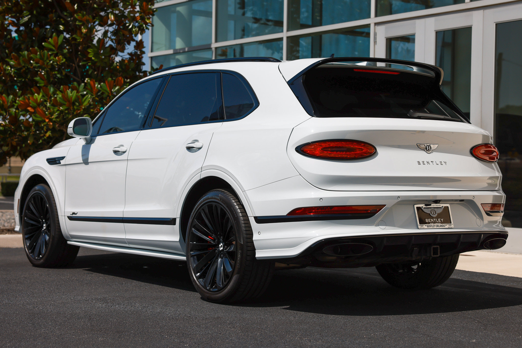 Certified 2023 Bentley Bentayga Speed AWD/4WD image 3